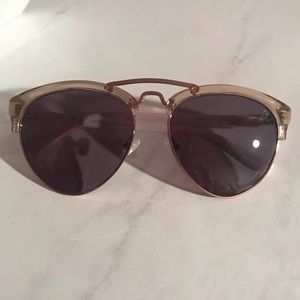 ‘Ale by Alessandra aviator sunglasses.